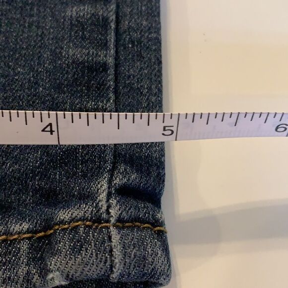 LEVI’S totally shaping skinny jeans. Five pockets medium wash - Picture 12 of 12